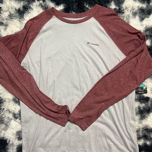 NWT Columbia Men's Gray and Red Long Sleeve Shirt
